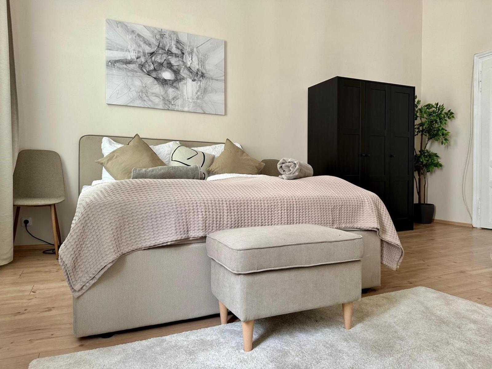 Spacious Apartment, 3 Min To U6 Metro Vienna Exterior photo