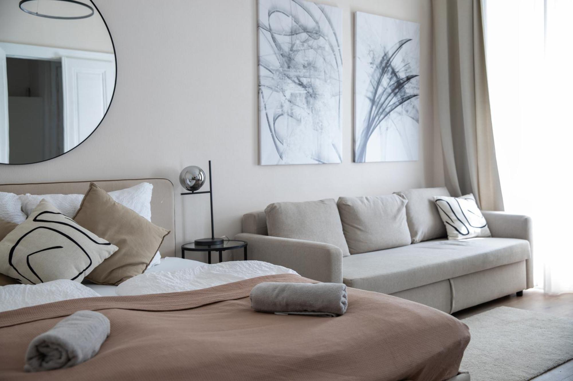 Spacious Apartment, 3 Min To U6 Metro Vienna Exterior photo