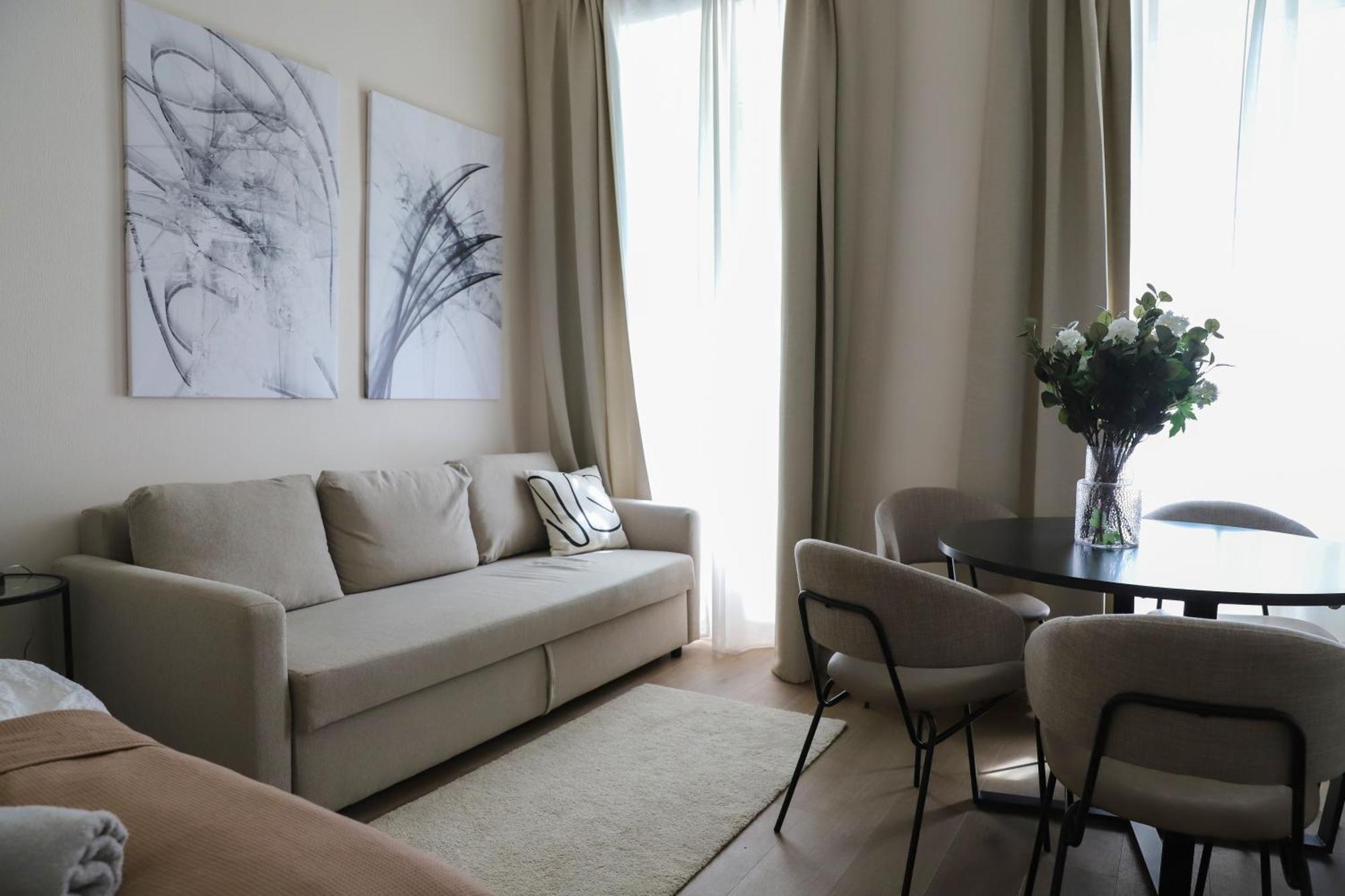Spacious Apartment, 3 Min To U6 Metro Vienna Exterior photo